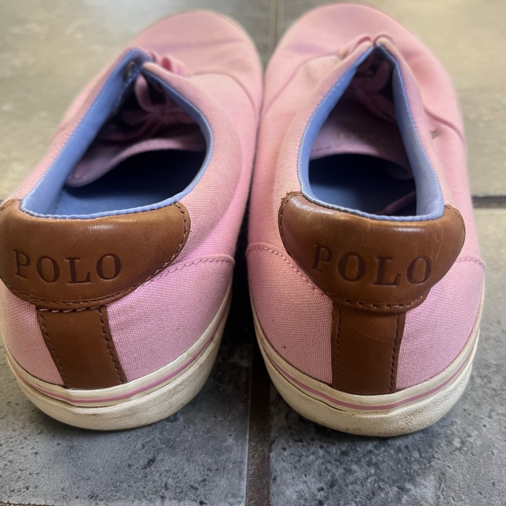Sneakers pink
